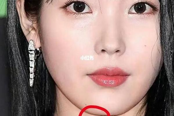 女子脖子前面有痣相-脖子前面长痣的女人好不好