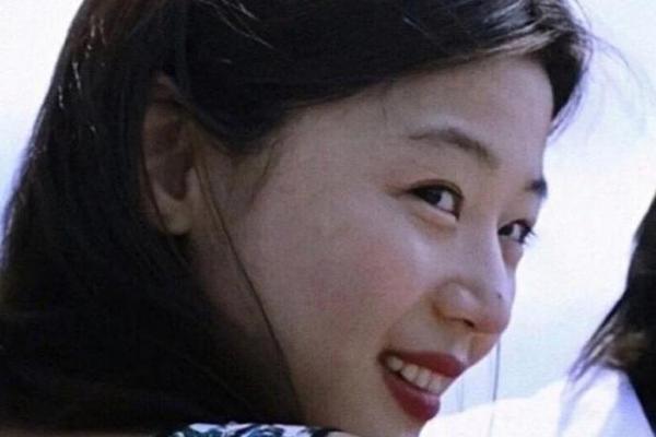 全智贤鼻子痣痣相,全智贤鼻子上的痣好吗