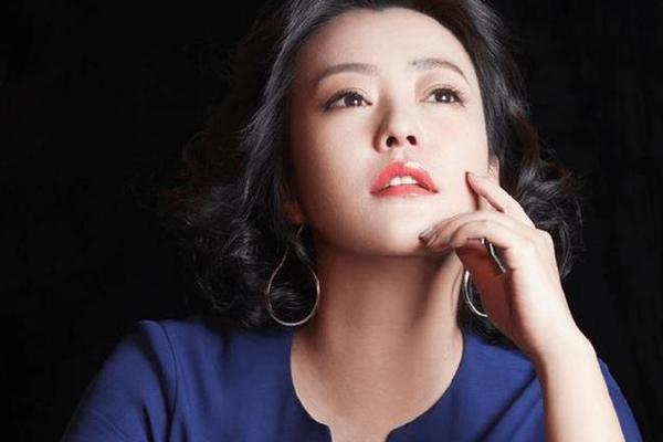 郝蕾眉毛上的痣相 眉毛上有痣的女演员叫什么名字